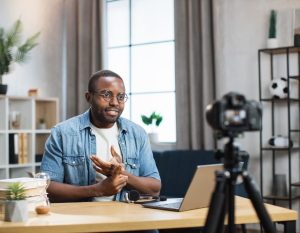 5 easy ways to promote your small business with video and social media 012